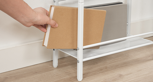 Adjustable Height End Table, 360° Swivel Narrow Side Table with Charging Station, Narrow Sofa Bedside Table for Small Space, Living Room, Bedroom, Black