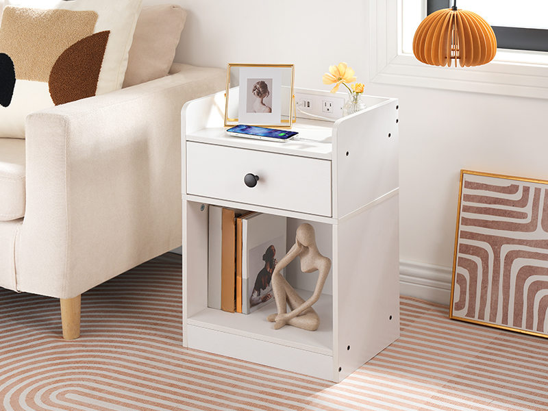 Table de chevet HOOBRO avec station de recharge, Table de bout avec tiroir et tablette ouvrante, Table de chevet avec ports et prises USB, Petit stand de nuit pour la chambre, Style simple, Blanc