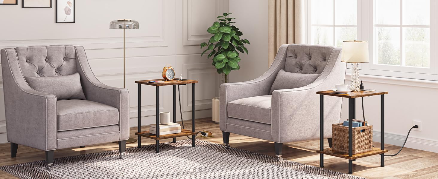 2-Stéck Side End Table Set mat Opluedstatioun, Nuetsstand mat USB Ports, AC Outlet an 2-Layer Späicherregaler, fir kleng Plazen, Wunnzëmmer & Schlofkummer, Rustikal Braun