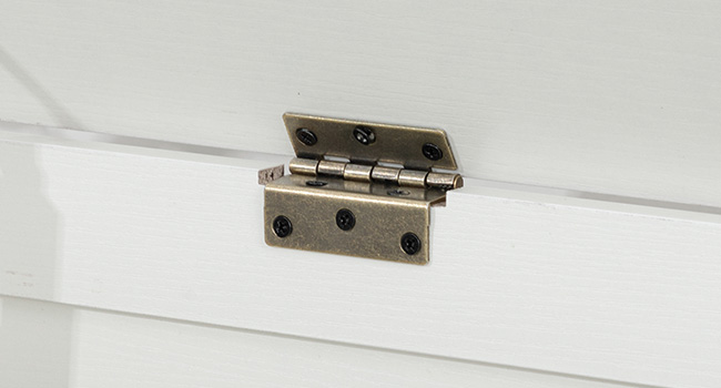 Biała skrzynia do przechowywania, Organizer do pudełek na zabawki w stylu retro z zawiasem zabezpieczającym, Solidna ławka do przechowywania w przedpokoju, Meble akcentujące wygląd drewna, Łatwy montaż