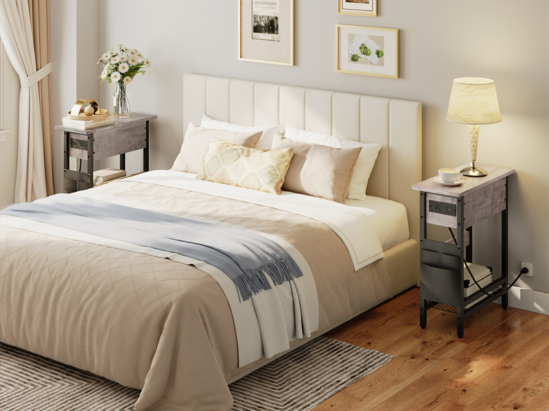 Узкий столик с зарядной станцией, Flip-Top Slim Side Table, Multi-Functional Bedside Nightstand with Storage, Подходит для небольших помещений, Гостиная и Спальня, Серый и Черный