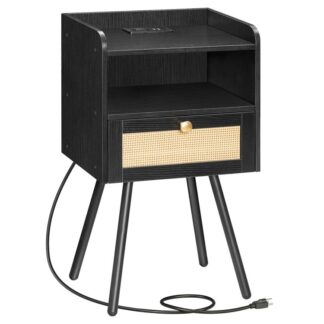 Nachttisch mit Ladestation, Moderne Endtabelle, Down-Down-Down-Down-Down-Down-Down-Down- und offene Fach, Rattan -Lüftungsdesign, Nachttisch für Schlafzimmer, Büro, Studierzimmer,Schwarz