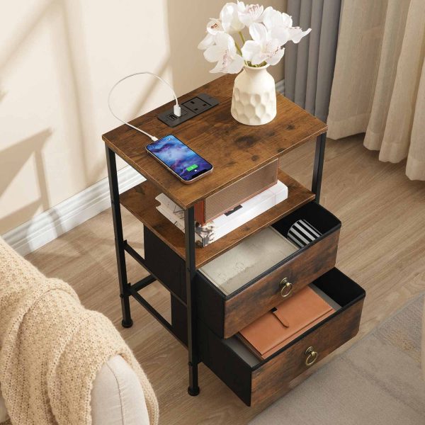 Tavolino con stazione di ricarica, Comodino Comodino Dotato di 2 Porte USB & 1 Presa di corrente, Tavolino con 2 Cassetti in tessuto, Tavolo portaoggetti multifunzionale per piccoli spazi, Marrone rustico & Nero