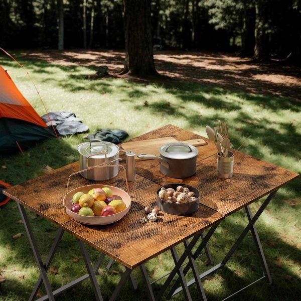 Skládací TV stolky (Sada 4) s úložným stojanem, Odkládací stolky v průmyslovém stylu, Skládací stolky na občerstvení pro malé prostory, Snadná montáž, Rustikální hnědá & Černý