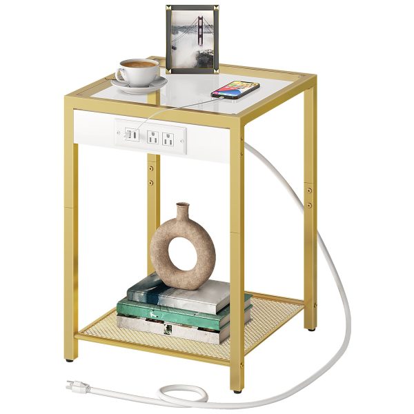Side Table mat Opluedstatioun, Enn Dësch Equipéiert mat USB Häfen an AC Outlets, Kompakt Nightstand fir schmuel Plazen, Temperéiert Glas Tabletop, Modern Metallframe, Gëeegent fir Büro, Schlofkummer, Wunnzëmmer, Etude, Gold
