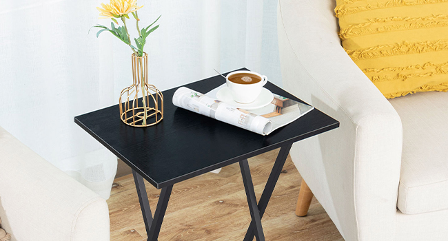 Black Folding TV Tray Table, Stable Snack Table for Small Spaces, Portable Sofa Side Table, Easy to Assemble and Store, Suitable for Snacks and Meals in Living Room