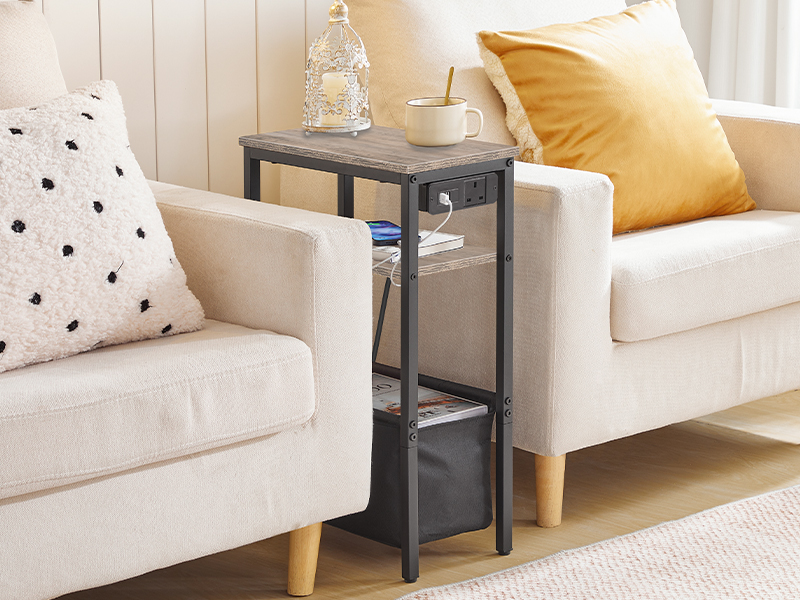 Table d'appoint étroite HOOBRO, Table de chevet fine avec station de recharge pour petit espace, Ports USB et prise de courant, 40 x 20 x 60 cm, pour le salon, Grège et Noir