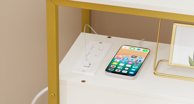 endebord med ladestation, smal sidebord med 2 skuffe & USB -porte & stikkontakter, natbord til små rum, stabil og robust, til stue, soveværelse, guld og hvid