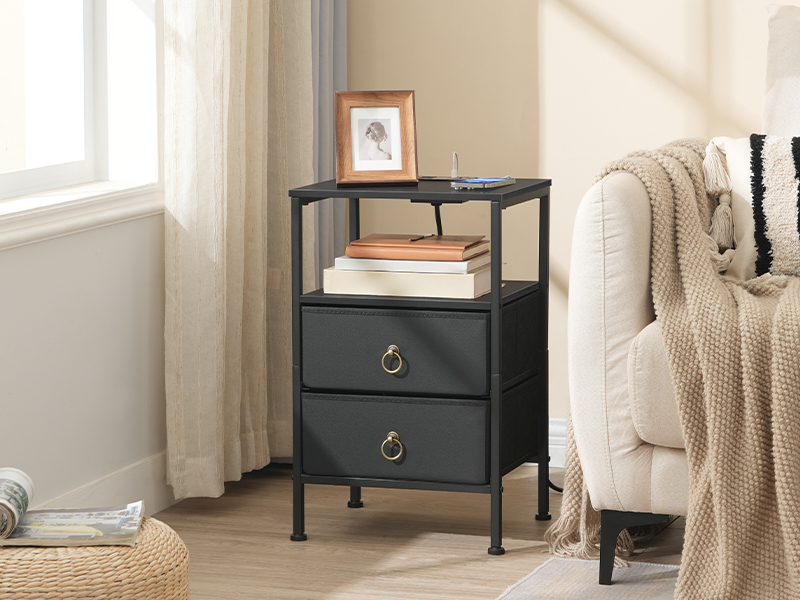  mesa de cabeceira com estação de carregamento