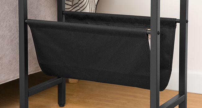 smalt endebord, sidebord for små mellomrom, Slank nattbord med magasinholder, moderne mager sofabord, nattbord, Snacks sofabord, Greige og svart