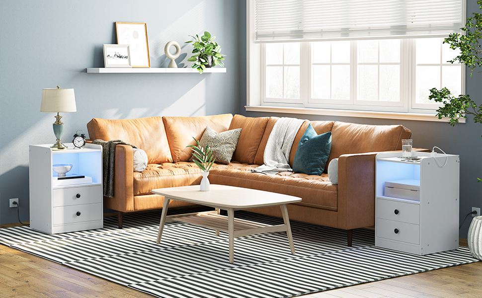 тумбочка з зарядною станцією