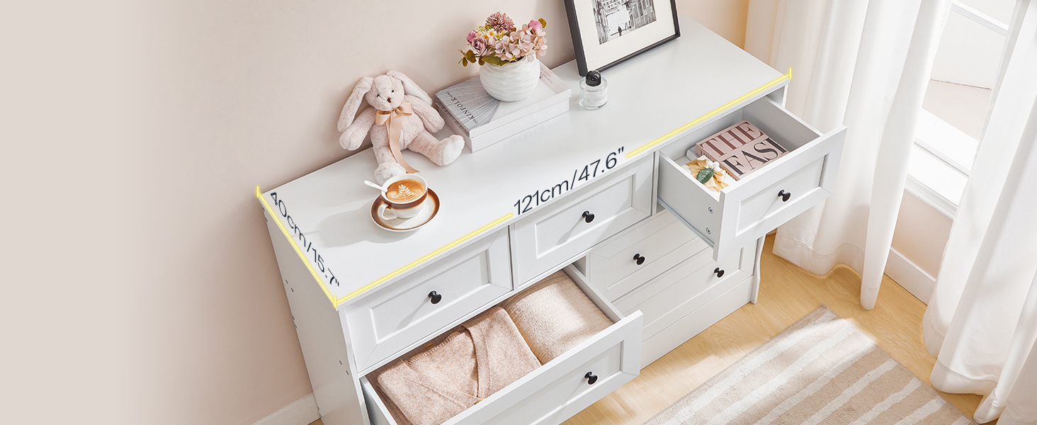 μοντέρνα συρταριέρα