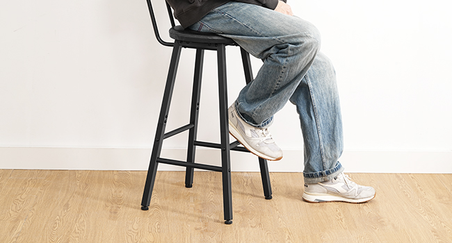 Sada barových stoliček 2, Výškové stoličky, Čalouněné barové židle s opěradlem a nohou, Ergonomický design, pro jídelnu, Kuchyně, Kavárna, Rustikální hnědá a černá