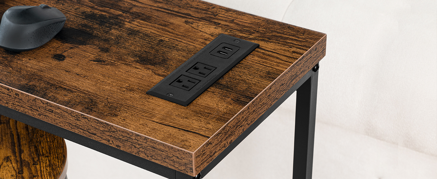 tábla consóil le 2 asraonta cumhachta agus 2 Calafoirt USB, Tábla iontrála fada breise le stáisiún muirir, Tábla tolg caol taobh thiar de tholg, halla, seomra suí, donn tuaithe