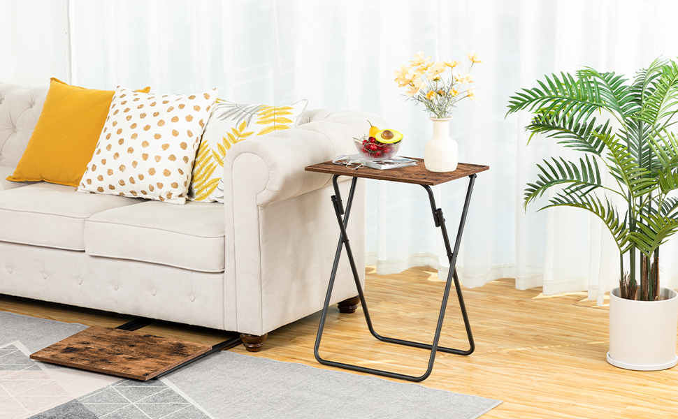 Tábla Tráidire Teilifíse Folding, tábla sneaice tolg, Tábla taobh do spás beag, seastán caife foldable, tábla deiridh ríomhaire glúine, tábla teilifíse, tábla dí, don seomra suí, seomra codlata, cistine, donn tuaithe