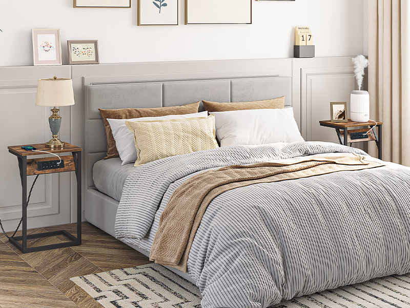 Приставний стіл у формі С, Диванний столик із зарядною станцією, 2 Підключіть розетки та 2 USB порти, Вузький стіл для ліжка для невеликих просторів, Столик для ноутбука для дивана, Сільський коричневий і чорний