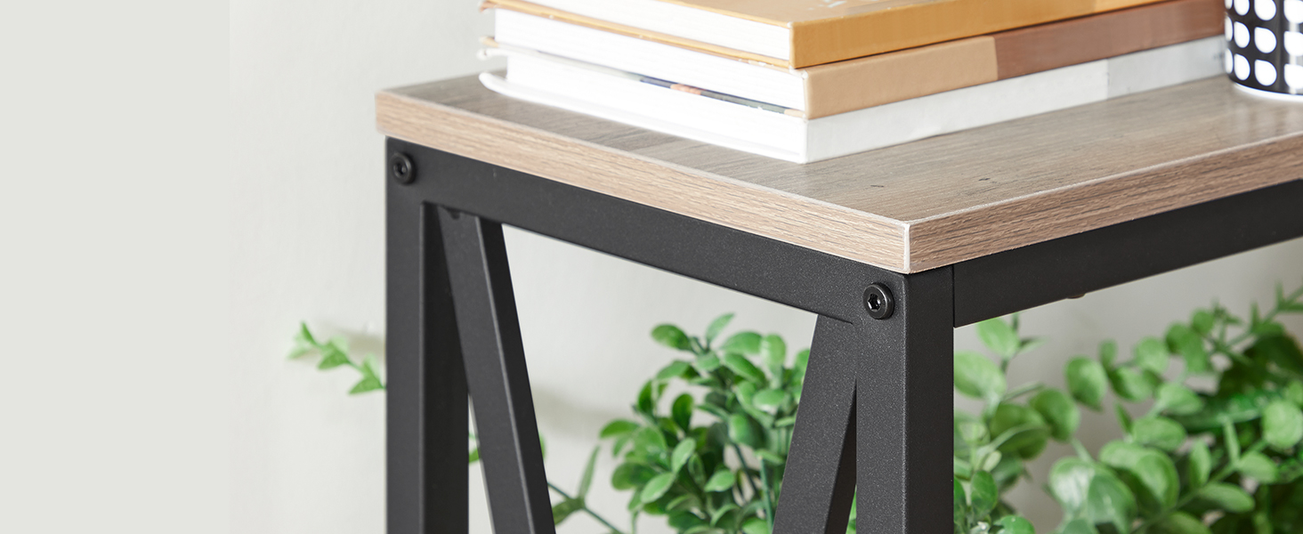 Kanepe masası, Endüstriyel Konsol Masası, 3-Açık Raflı Katlı Dar Yan Sehpa, Giriş Yolu için Fuaye Masası, Koridor, Mutfak, Oturma Odası ve Yatak Odası, Kolay Montaj, Yunan