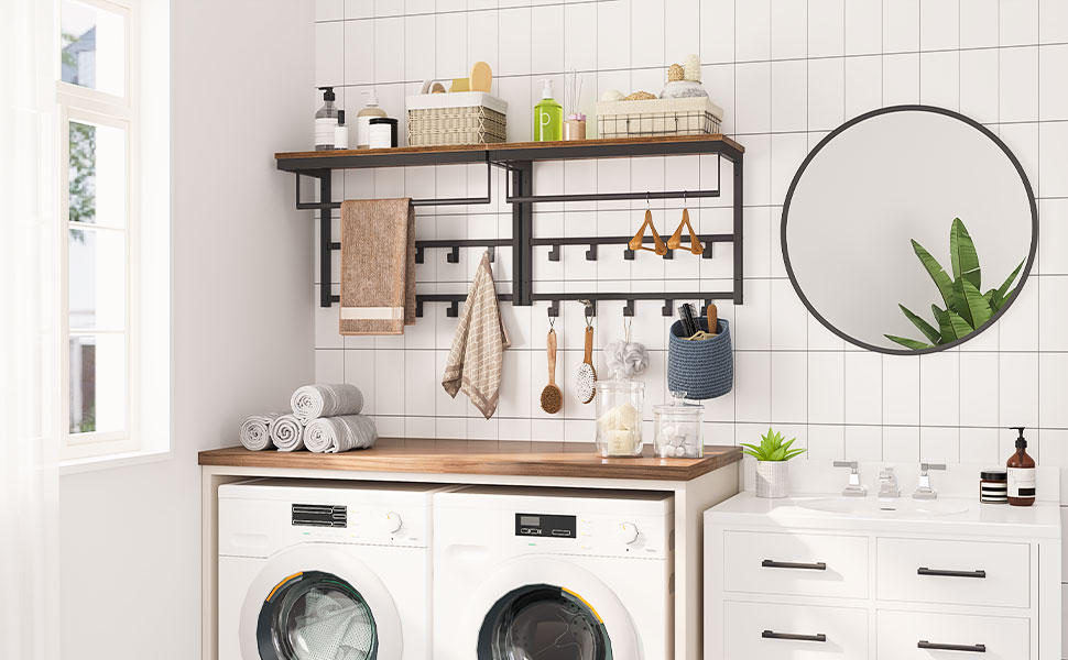 wall-mounted coat rack 