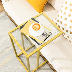 C -formet endebord, herdet glass gull sidebord, under sofabord, Liten kaffesnacksbord for små mellomrom, Laptop End Table for Living Room, nattbord, metallramme, gull