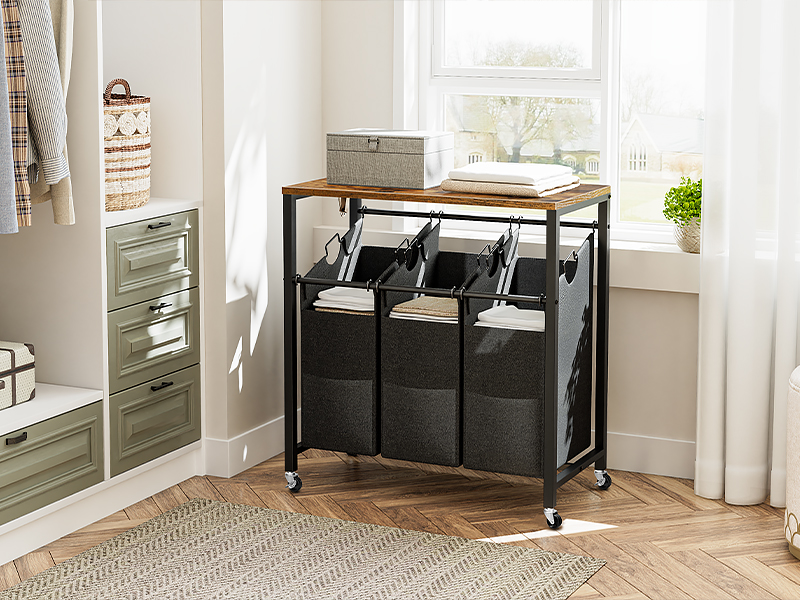 chariot à panier à linge