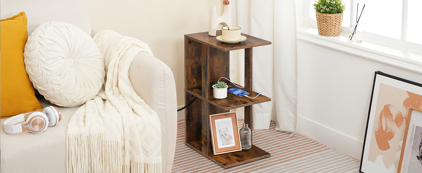 Nuetsstand mat Opluedstatioun, 3 Tier End Dësch mat USB Ports an Outlets, schmuel Säit Tabelle mat Späichere Stol, Kleng Sofa Bettplaz fir kleng Plazen, Schlofkummer, rustikal brong