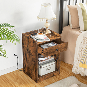 тумбочка с зарядной станцией