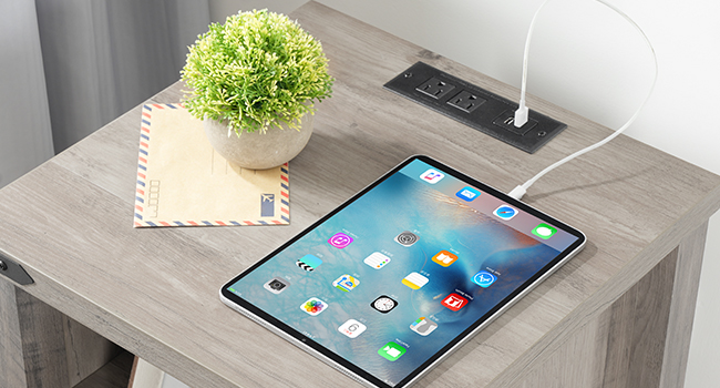 endebord med ladestasjon