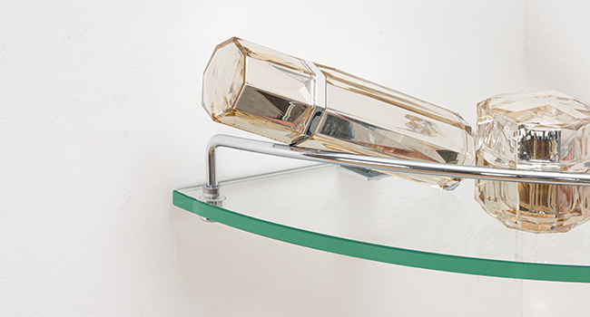 étagères de salle de bain en verre