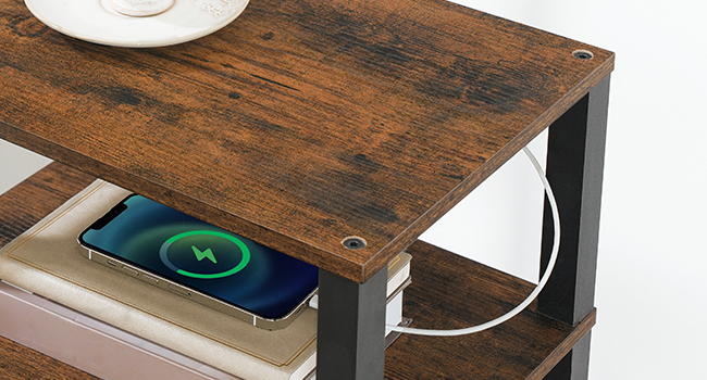 Table d'appoint avec station de recharge