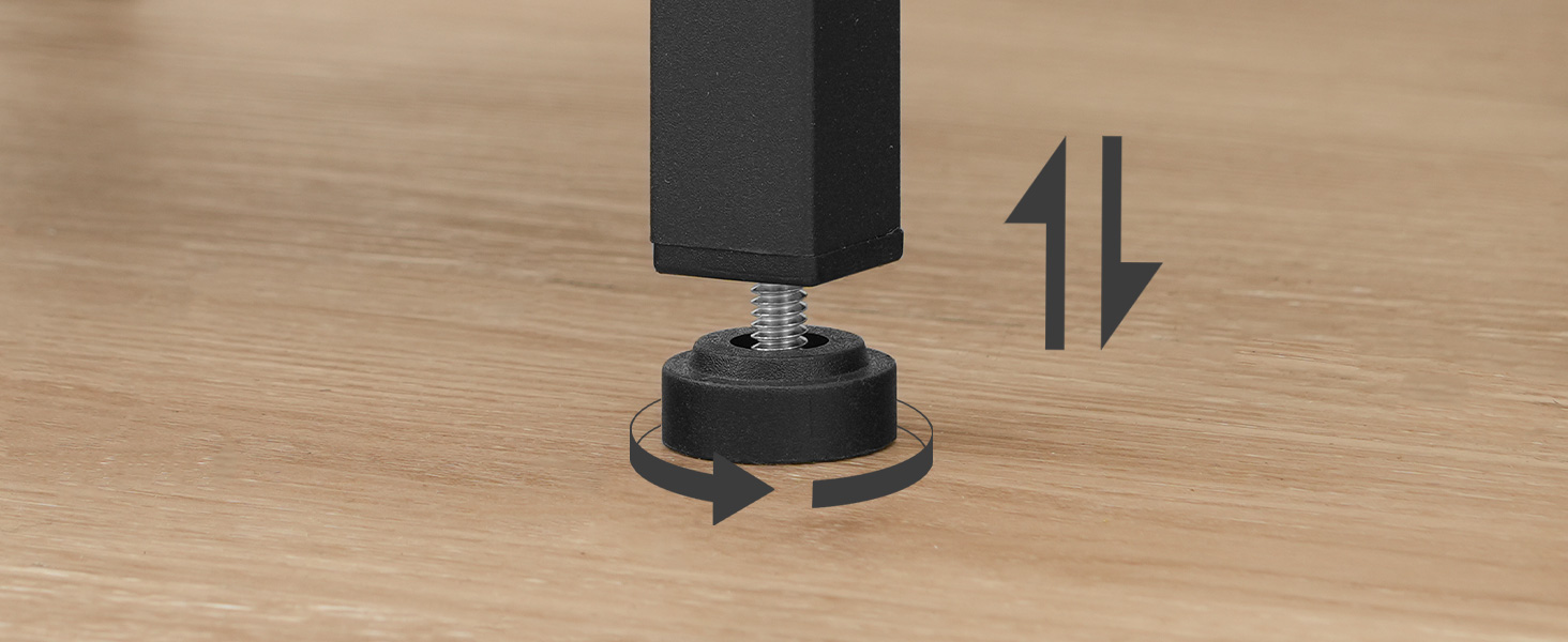 au-dessus du rangement des toilettes