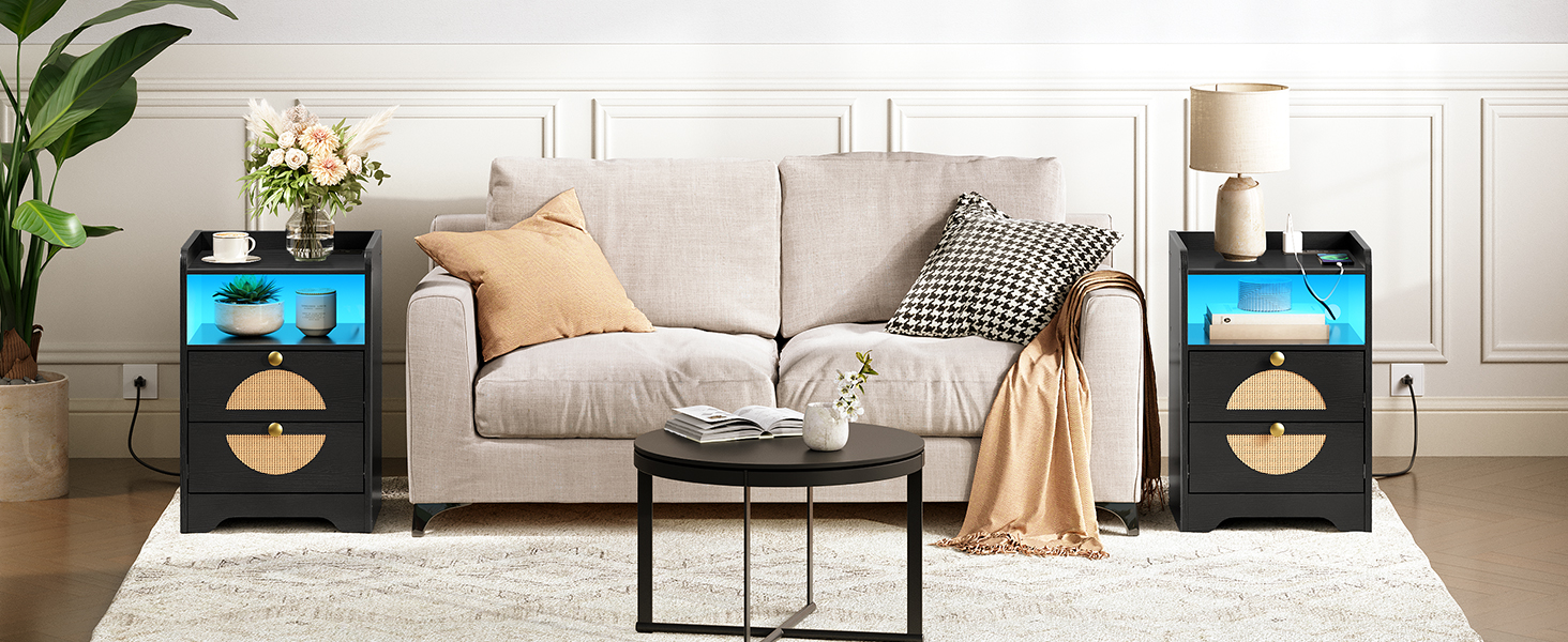 منضدة مع محطة شحن