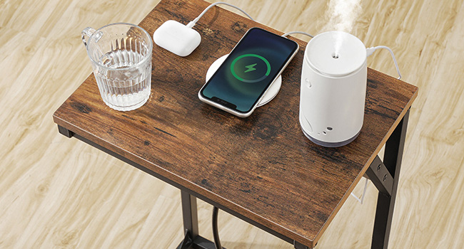 Mesa lateral en forma de C