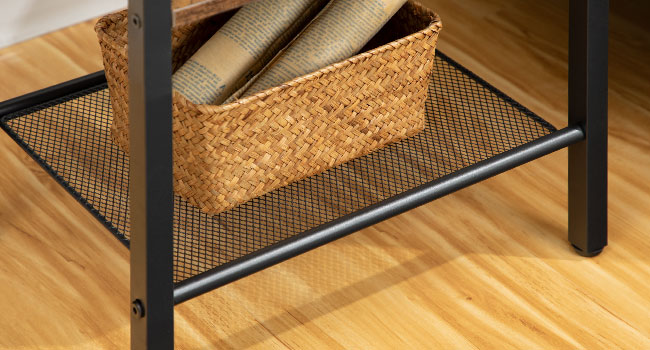 طاولة جانبية مع محطة شحن, طاولة بجانب السرير مع محطة شحن, 2 مآخذ و 2 منافذ يو اس بي, طاولة جانبية ضيقة, 3-طاولة بجانب السرير من الطبقة, رف قابل للتعديل, ريفي البني والأسود